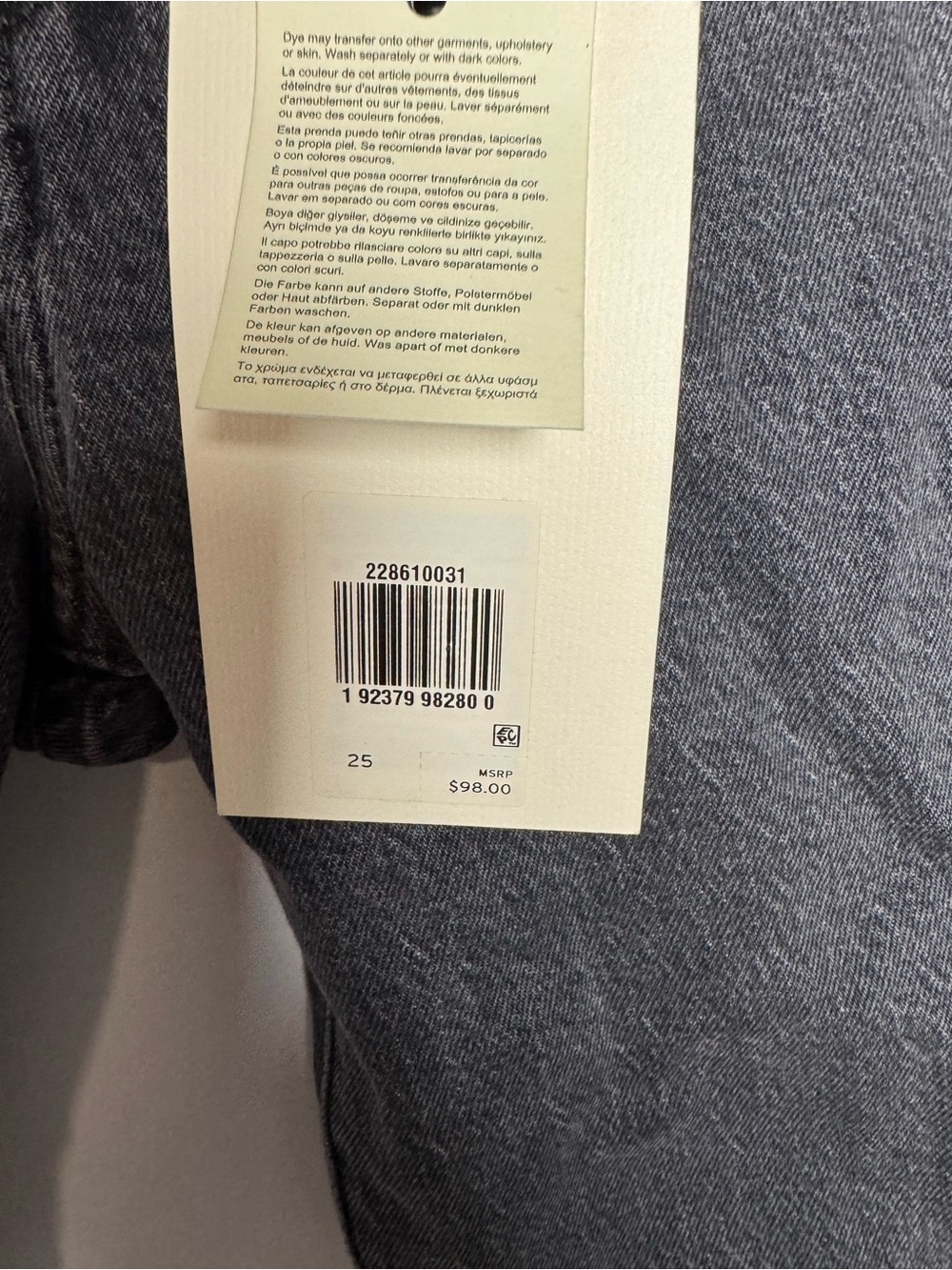 NWT Levi’s Wedgie Tapered Leg Jeans Washed Black 25 - Picture 6 of 10